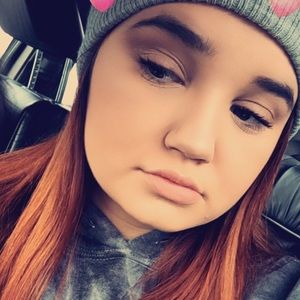 Meet your Posher, Cara